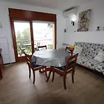 Apartamento 2 Hab Con Terraza, Vista Al Mar Y Parking - Capacidad 6 Pers. - Es-228-77 *